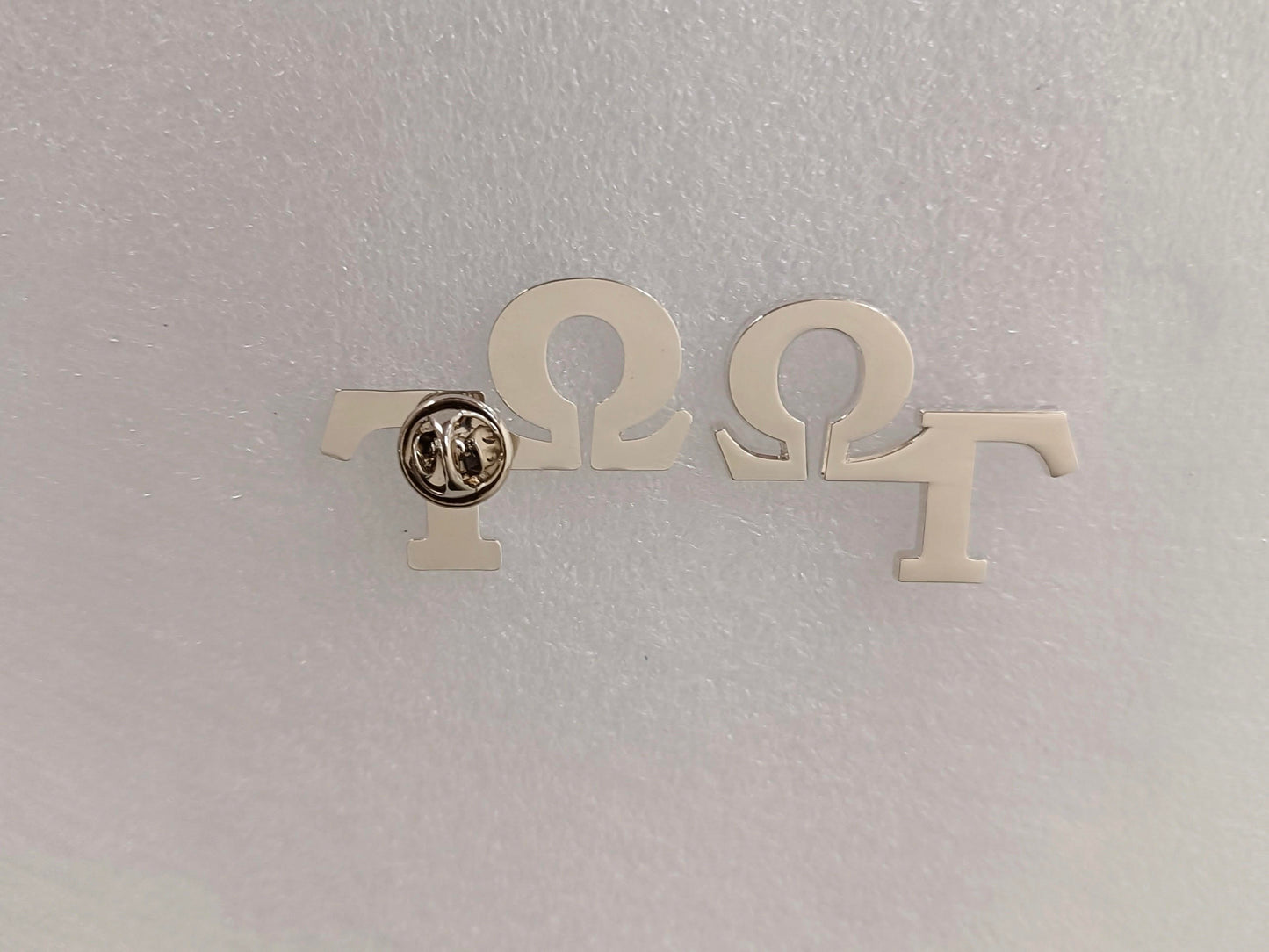 ΩΓ Lapel Pin